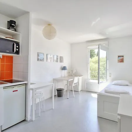 Studio 426 Avec Parking 아파트 *